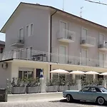 Lambusta 3* Cesenatico