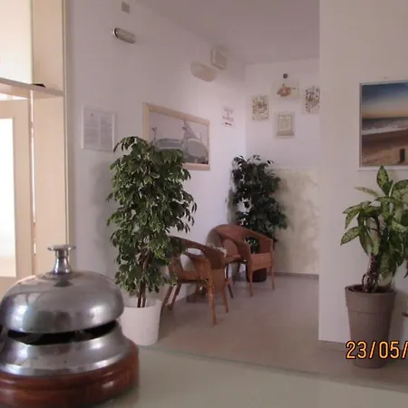Lambusta Bed & Breakfast *