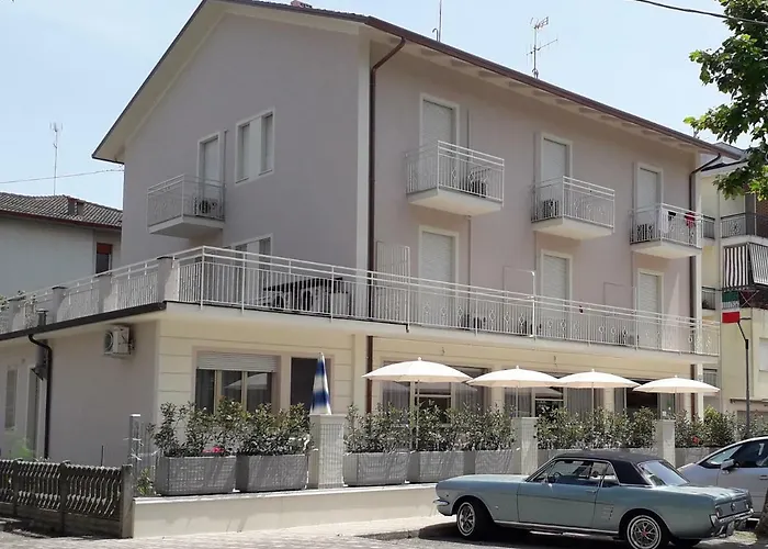 Lambusta 3* Cesenatico